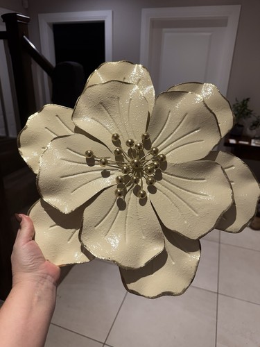 Large metal flower - metal,